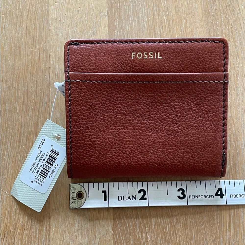 Fossil Bi-fold Tessa leather wallet